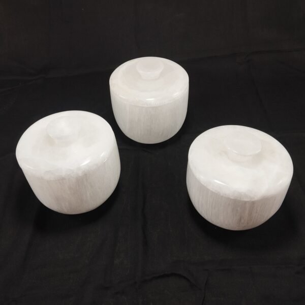Selenite Jar Box with Lid – Round Shape - Image 4